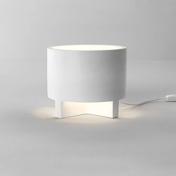 white plaster table lamp